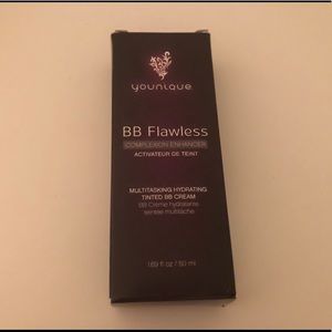 BB Flawless Cream - Younique - Caramel